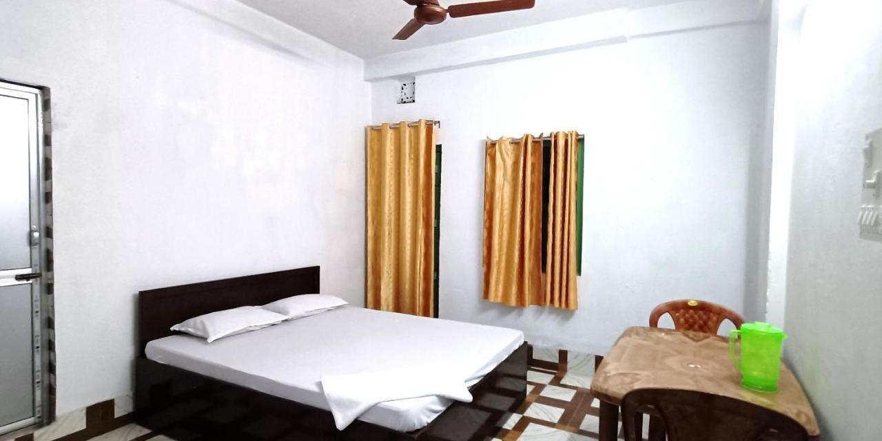 Bagdogra Home Stay - Near Airport المظهر الخارجي الصورة